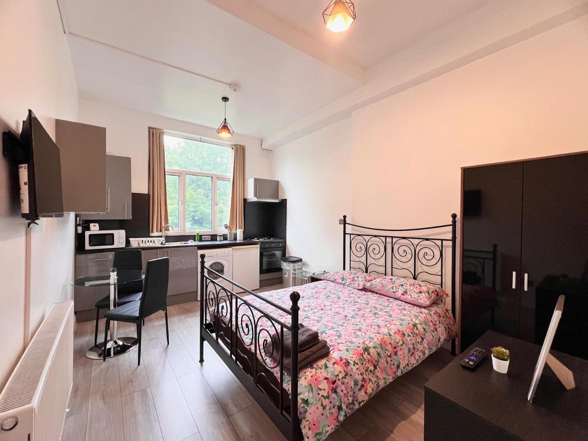 Lovely Studio Apartments On Finchley Road London Exterior photo